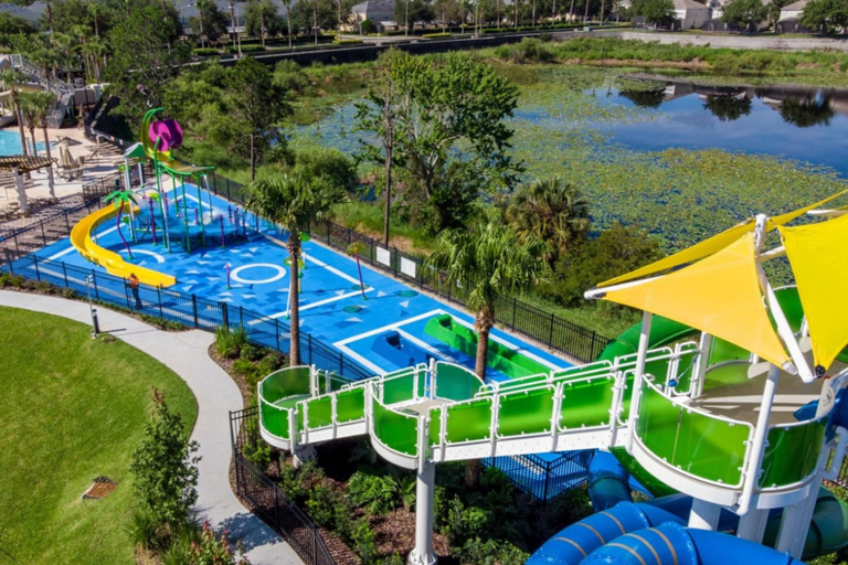 Room 4, 3 BR 2 Miles to Disney Pool Free Wifi and More, Osceola