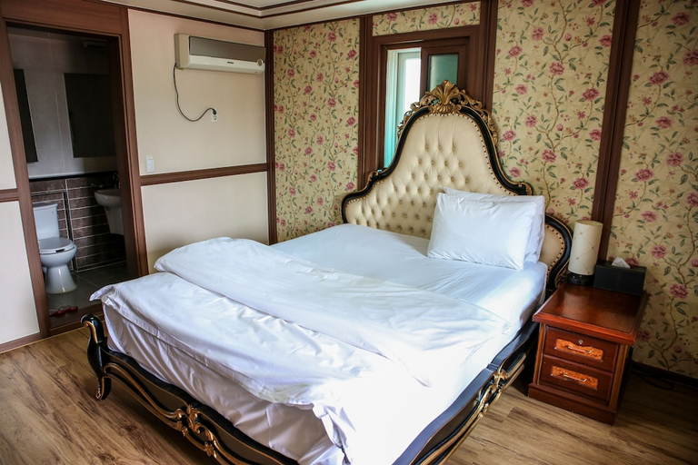 Bedroom 2, Hill Stay Hotel Residence, Gumi