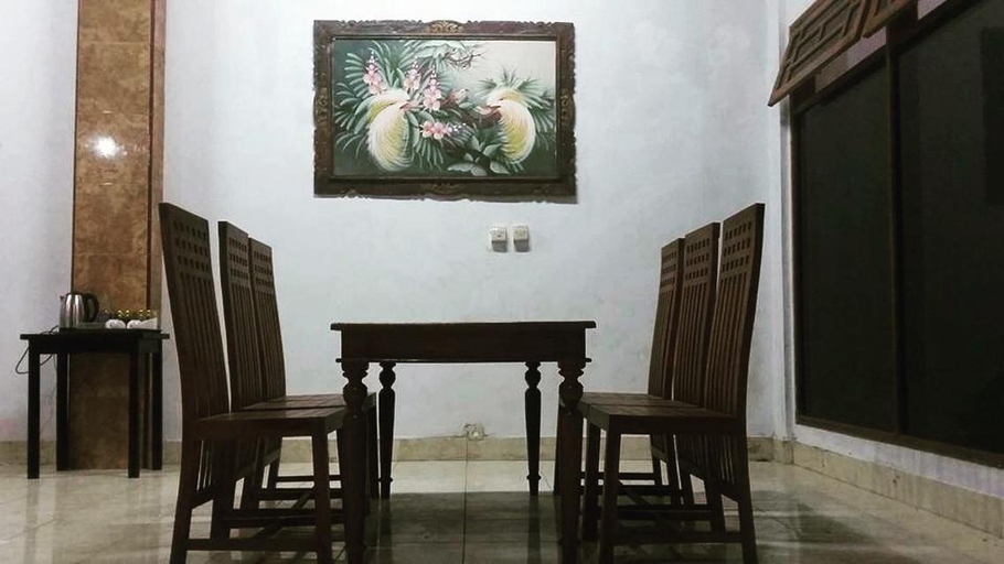 Food & Drinks 3, Gandhi Hostel Bali, Denpasar