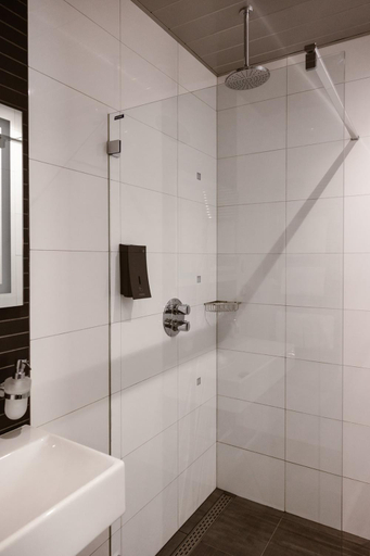 Bathroom 3, Hotel Amerika, Rotterdam