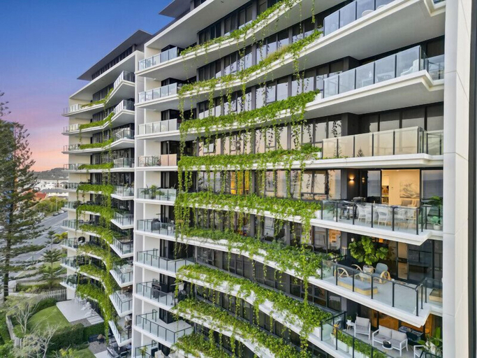 Exterior & Views 2, Magnoli Apartments, Gold Coast