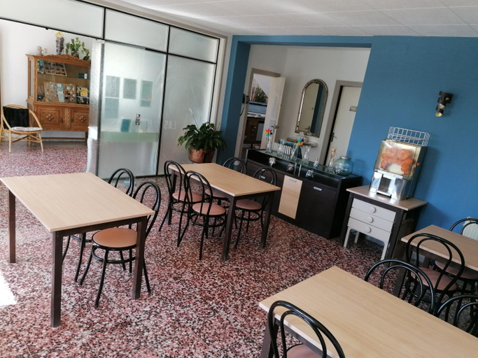 Others 4, Hostal Santa Gemma, Barcelona
