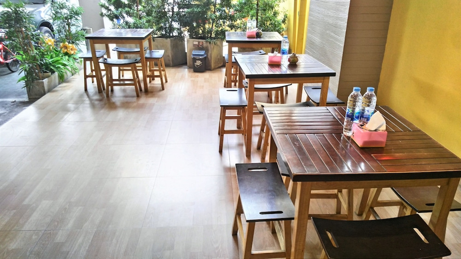 Food & Drinks 5, Infinite Hotel at Ratchada, Din Dang