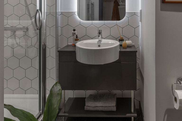 Bathroom 3, ARK Wembley, London