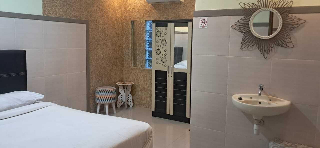 Bedroom 1, Caldera Park Homestay Syariah, Probolinggo