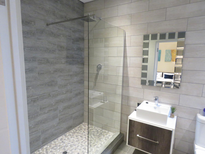 Bathroom 3, The Executive - Luxury Serviced Apartments in Ezulwini Valley, Lobamba