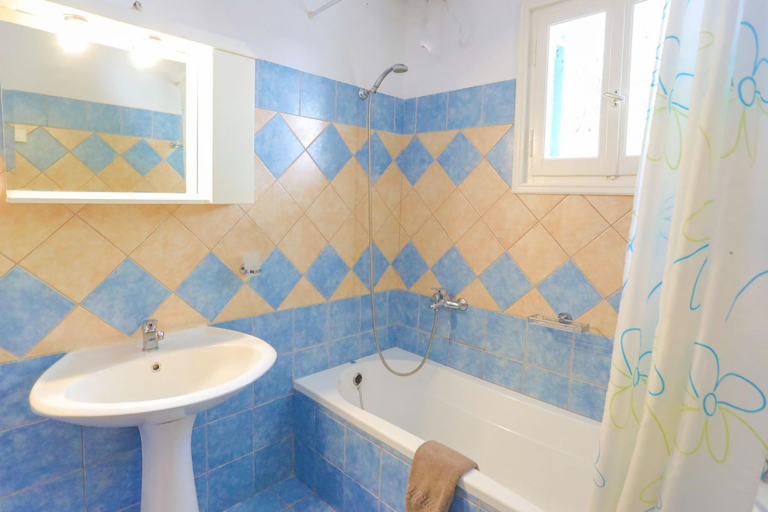 Room 4, Irena Saint Stephanos, Ionian Islands