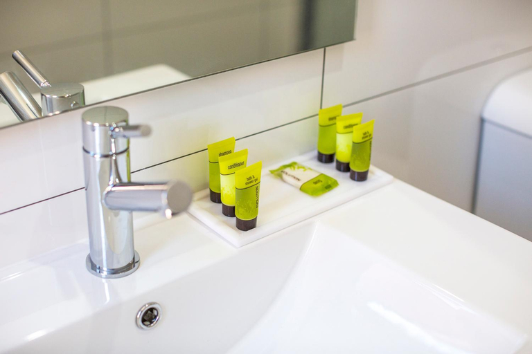 Bathroom 9