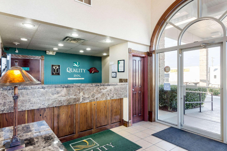 Public Area 2, Quality Inn Siloam Springs West, Benton