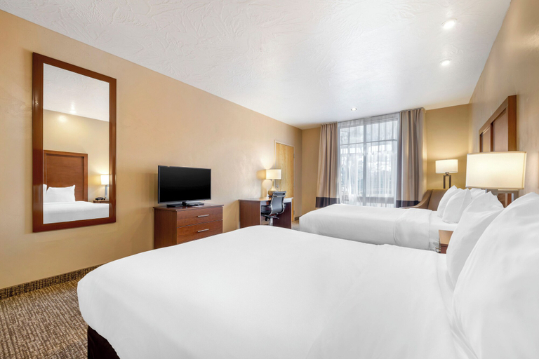 Bedroom 3, Comfort Inn at Convention Center, Washington