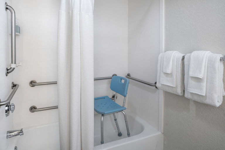 Bathroom 3, SpringHill Suites by Marriott Convention Center/I-drive, Orange