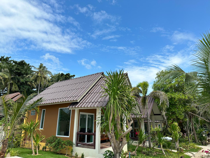 Exterior 2