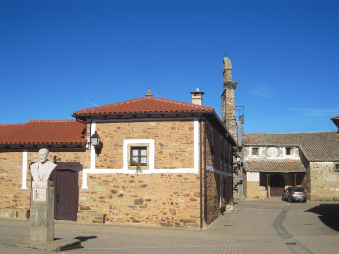 Others 4, Via Avis, León