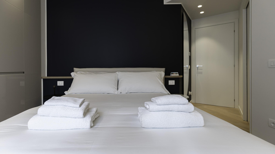 Bedroom 4, Transiti 20 in Milan, Milano