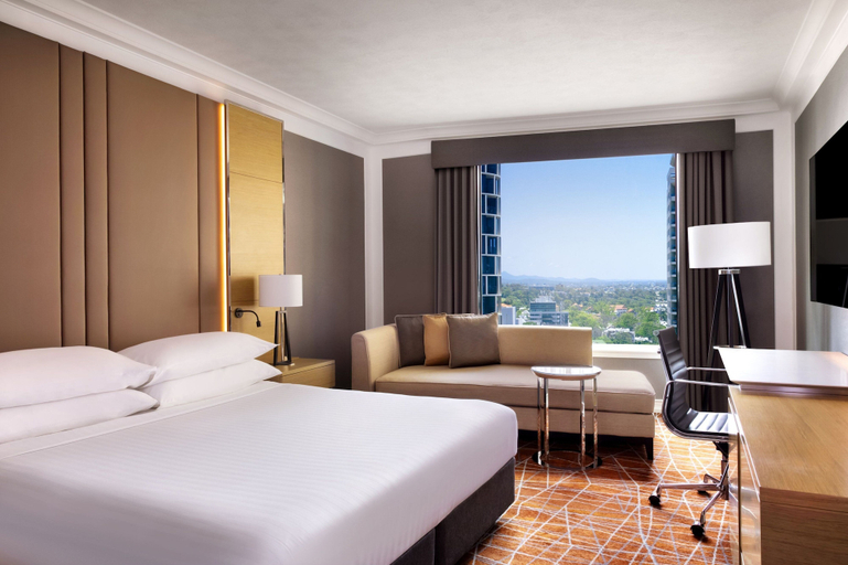 Bedroom 3, Brisbane Marriott Hotel, Brisbane