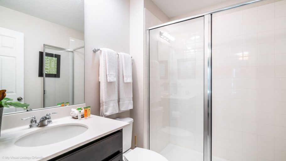 Bathroom 4, Beautiful Furnished Townhome w/ Private Pool!, Osceola