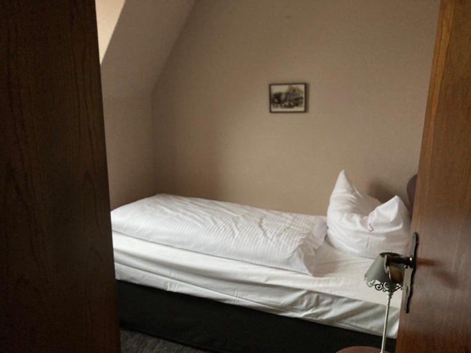 Bedroom 4, Hotel Schmuckkastchen, Miltenberg