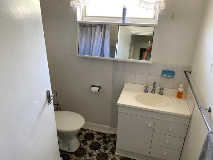 Bedroom 5, Waldeck Heights, Geraldton