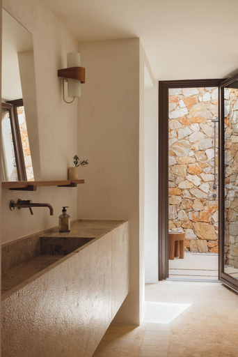 Bathroom 4, Gundari, South Aegean