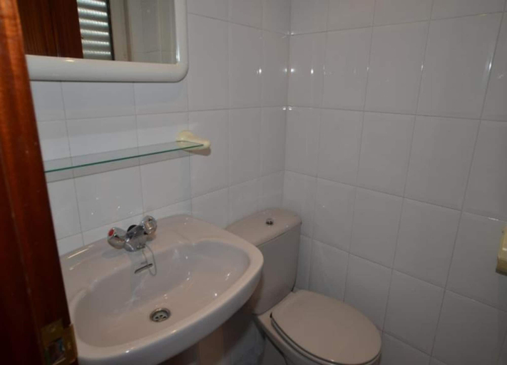 Bathroom 4, Apartment in Isla, Cantabria 103626 by MO Rentals, Cantabria