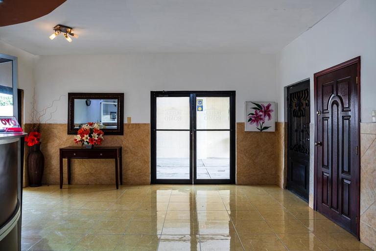 Others 5, Hotel Romo, Ahome