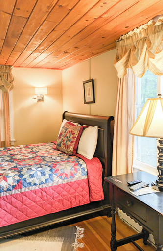 Bedroom 16