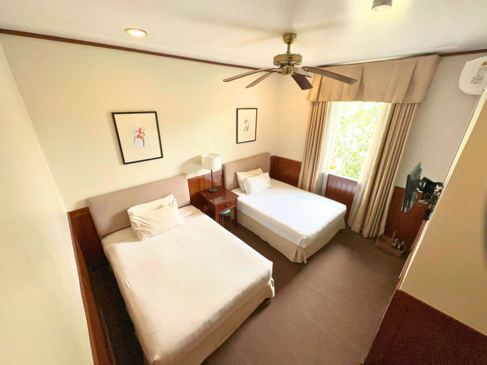 Bedroom 18