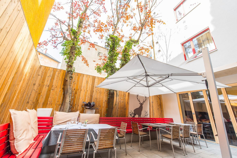 Food & Drinks 3, Gottfried - essen trinken schlafen, Linz