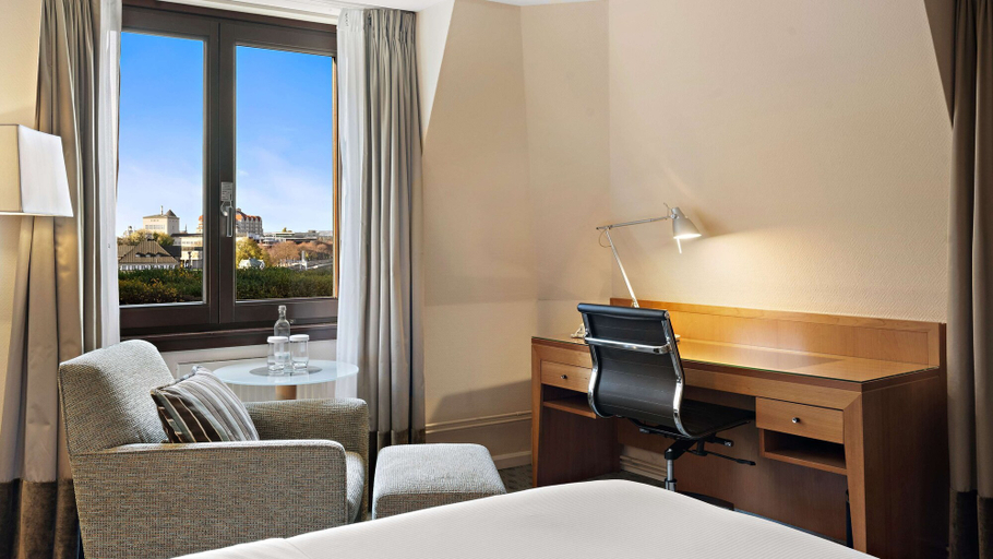 Bedroom 3, Hilton Dresden an der Frauenkirche, Dresden
