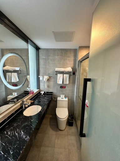 Bathroom 3, Morning Wind Urban Hotel （May Fourth Square Branch), Qingdao