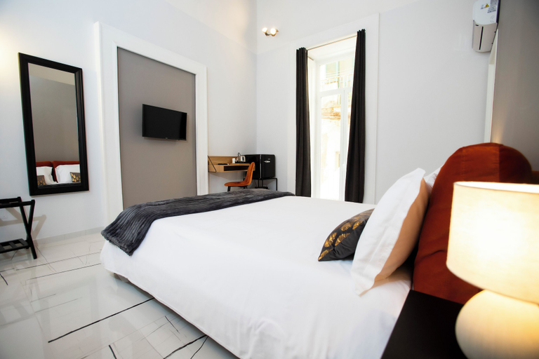 Bedroom 2, Palazzo Goyze, Napoli