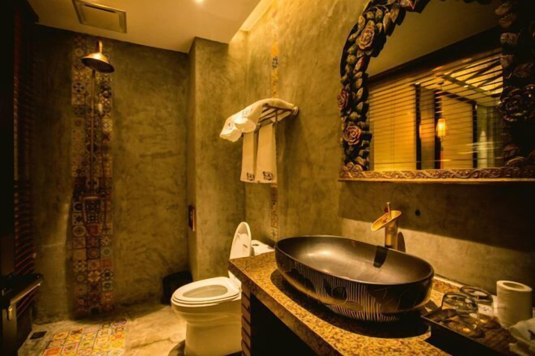 Bathroom 4, Yixunli Theme Hotel, Qujing