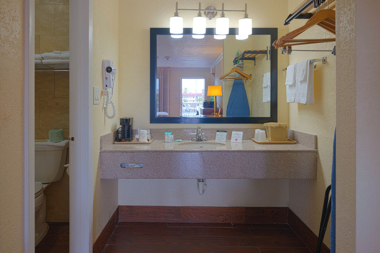 Bathroom 6