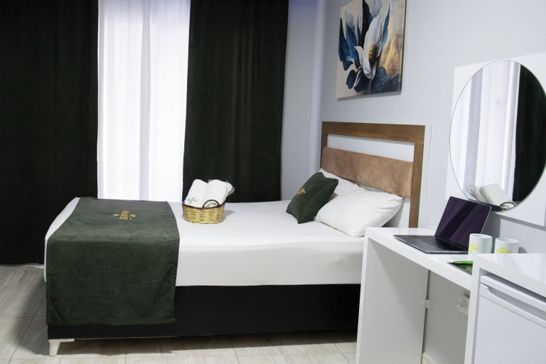 Bedroom 2, Palmiye Otel 2, Silifke