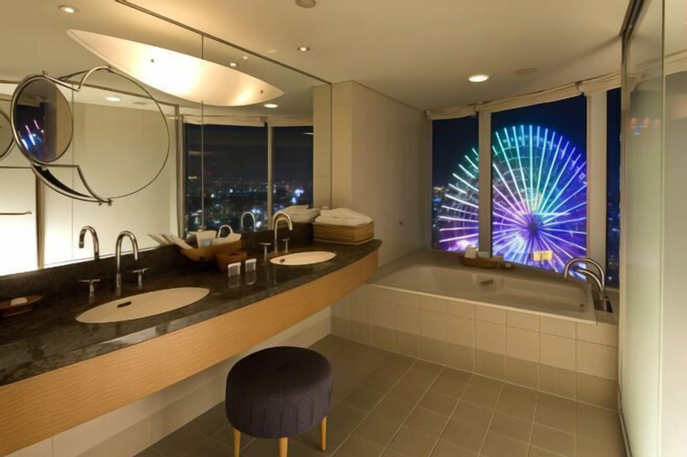 Bathroom 7