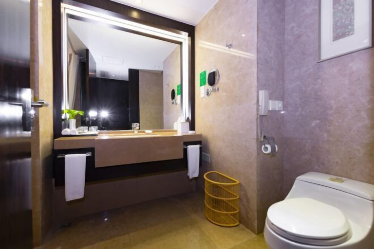 Bathroom 4, Peninsula Hotel, Ningbo
