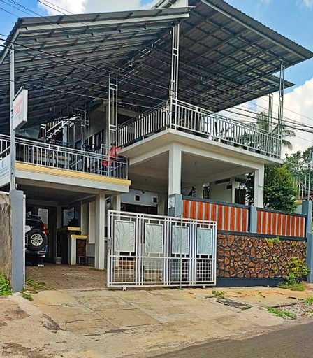 Villa Navy Arjuna Syariah, Malang
