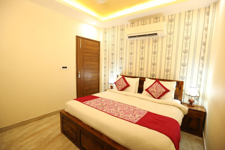 Bedroom 3, Hotel Lavit Couple Friendly near Faridabad Metro station, Faridabad