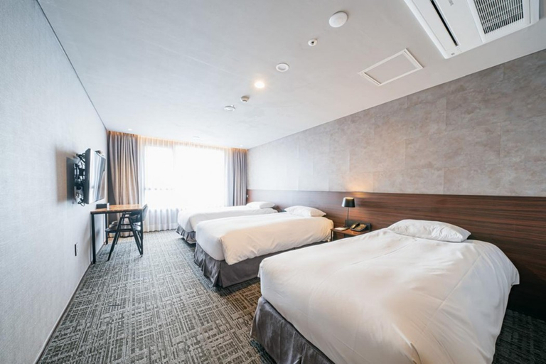 Bedroom 2, Hotel With City, Jeju