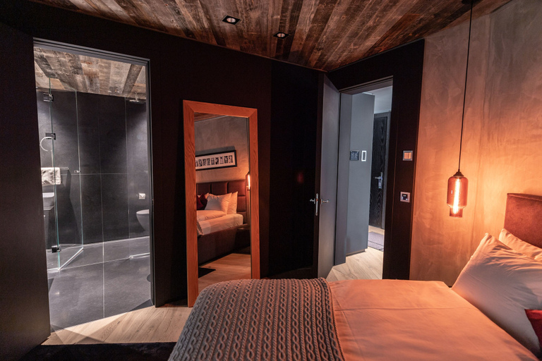 Bedroom 2, Andermatt Alpine Apartments, Uri