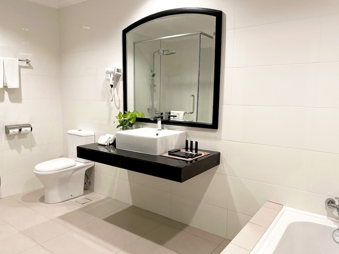 Bathroom 4, GRAND DARUL MAKMUR HOTEL, Kuantan