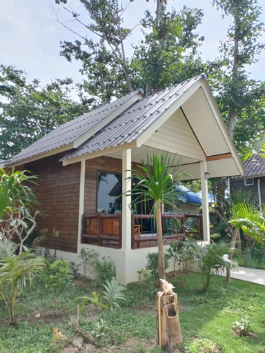 Exterior 1