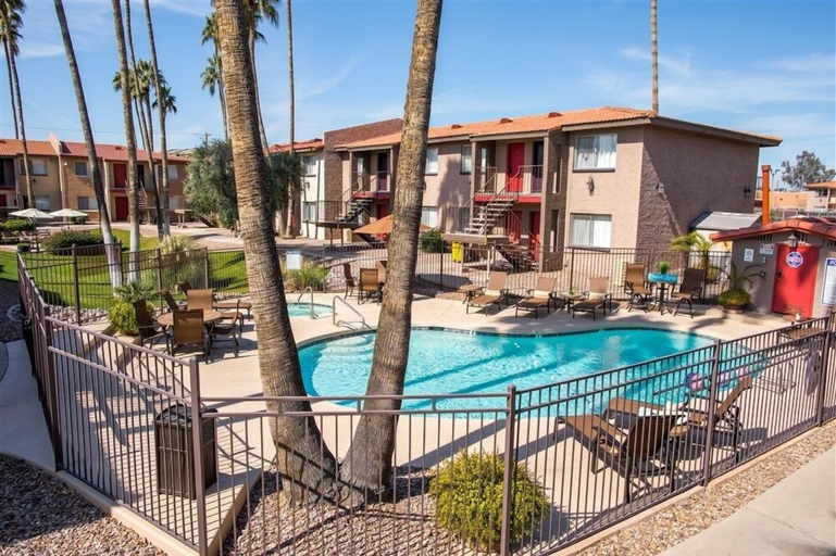 Pool 4, 148 Fully Furnished 1BR Suite-Pet Friendly! by RedAwning, Maricopa