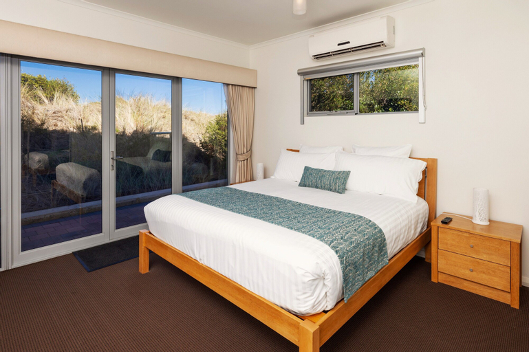 Bedroom 11