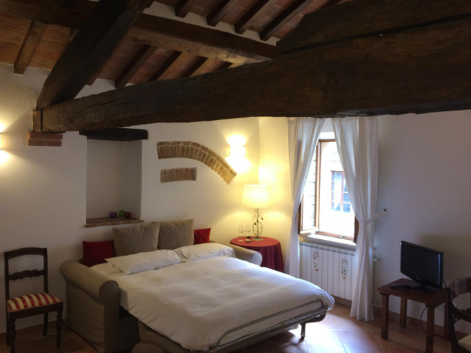 Others 5, Il Palazzetto, Siena