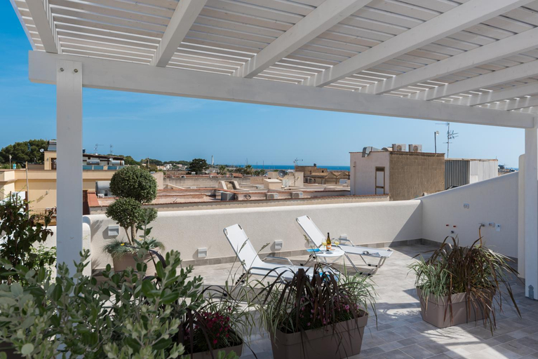 Others 3, Isule Rooms & Breakfast, Trapani