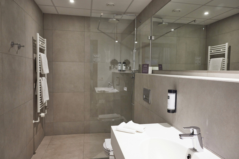 Bathroom 5, Hotel Vesturland, Borgarbyggð