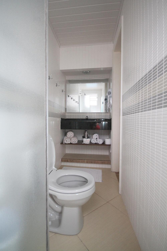 Bathroom 2, Hotel Palacio, Paranaguá