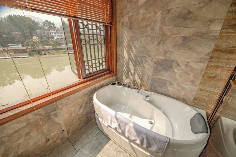 Bathroom 4, Lee's Boutique Resort, Zhangjiajie