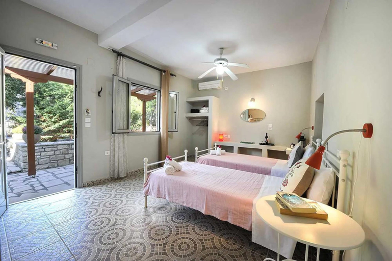 Room 4, Stefanos Cottage, Ionian Islands
